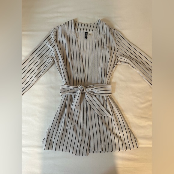 H&M tie waist blazer - Size M - Picture 1 of 4
